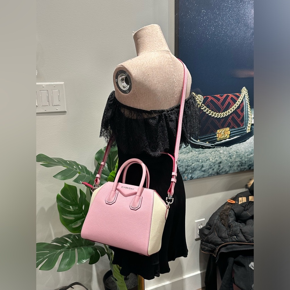 AUTH GIVENCHY PARIS PINK WHITE BICOLOR LEATHER MINI PANDORA BAG TOTE ZIP BAG - Picture 16 of 16